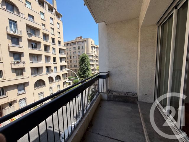 Appartement T3 &agrave; louer - 3 pi&egrave;ces - 88,63 m2 - Marseille - 13008 - PROVENCE-ALPES-COTE-D-AZUR