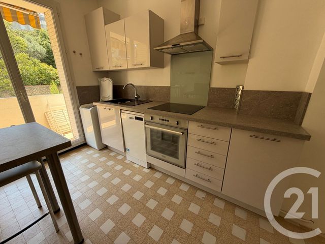Appartement T3 &agrave; louer - 3 pi&egrave;ces - 88,63 m2 - Marseille - 13008 - PROVENCE-ALPES-COTE-D-AZUR