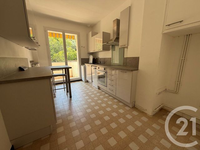 Appartement T3 &agrave; louer - 3 pi&egrave;ces - 88,63 m2 - Marseille - 13008 - PROVENCE-ALPES-COTE-D-AZUR