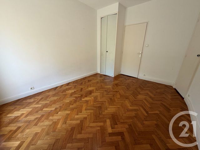 Appartement T3 &agrave; louer - 3 pi&egrave;ces - 88,63 m2 - Marseille - 13008 - PROVENCE-ALPES-COTE-D-AZUR