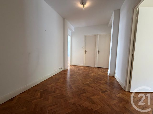 Appartement T3 &agrave; louer - 3 pi&egrave;ces - 88,63 m2 - Marseille - 13008 - PROVENCE-ALPES-COTE-D-AZUR