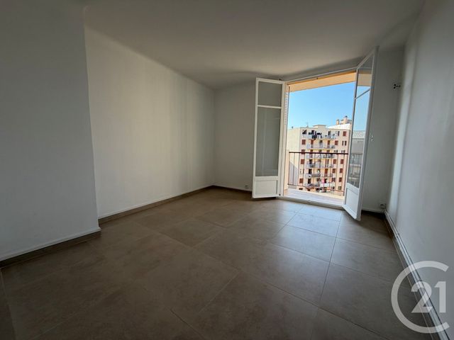 Appartement T3 &agrave; louer - 3 pi&egrave;ces - 57,25 m2 - Marseille - 13013 - PROVENCE-ALPES-COTE-D-AZUR