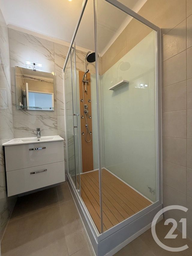Appartement T3 &agrave; louer - 3 pi&egrave;ces - 57,25 m2 - Marseille - 13013 - PROVENCE-ALPES-COTE-D-AZUR