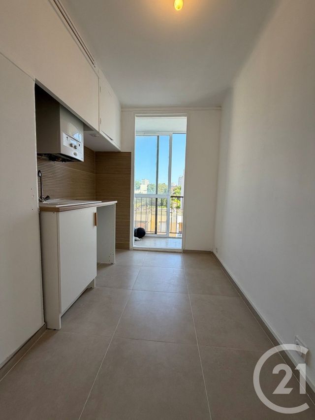 Appartement T3 &agrave; louer - 3 pi&egrave;ces - 57,25 m2 - Marseille - 13013 - PROVENCE-ALPES-COTE-D-AZUR