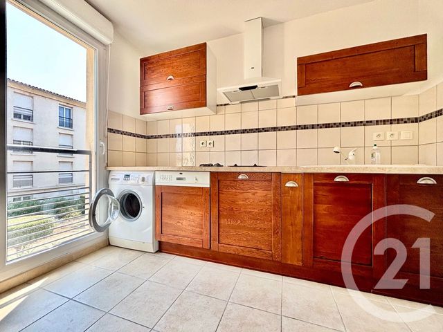 Appartement T2 &agrave; louer - 2 pi&egrave;ces - 44,85 m2 - Marseille - 13014 - PROVENCE-ALPES-COTE-D-AZUR