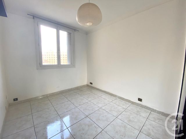 Appartement T3 &agrave; louer - 3 pi&egrave;ces - 67,45 m2 - Marseille - 13013 - PROVENCE-ALPES-COTE-D-AZUR