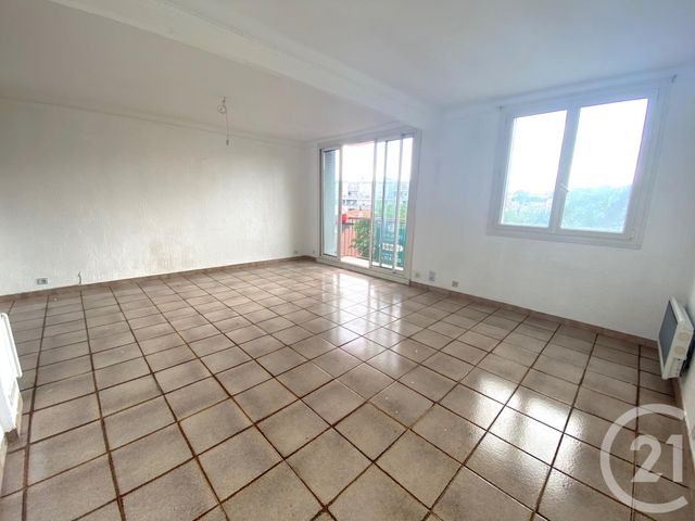 Appartement T3 &agrave; louer - 3 pi&egrave;ces - 67,45 m2 - Marseille - 13013 - PROVENCE-ALPES-COTE-D-AZUR
