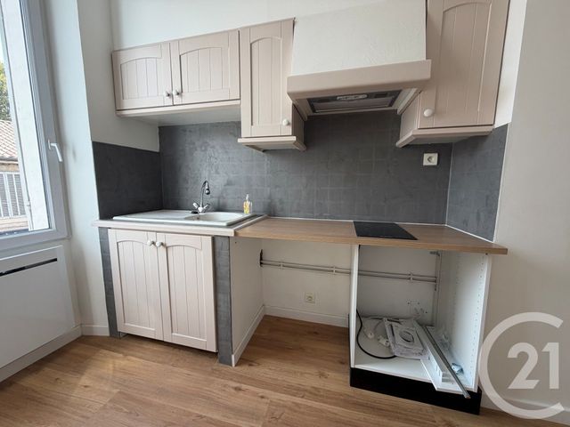 Appartement T2 &agrave; louer - 2 pi&egrave;ces - 52,75 m2 - Marseille - 13013 - PROVENCE-ALPES-COTE-D-AZUR