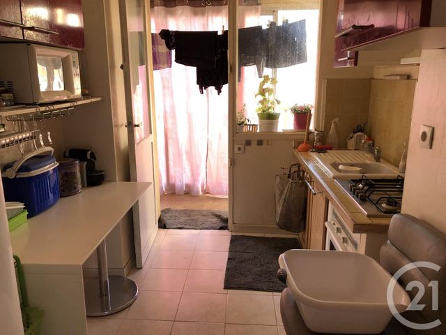 Appartement T3 &agrave; louer - 3 pi&egrave;ces - 55 m2 - Marseille - 13013 - PROVENCE-ALPES-COTE-D-AZUR