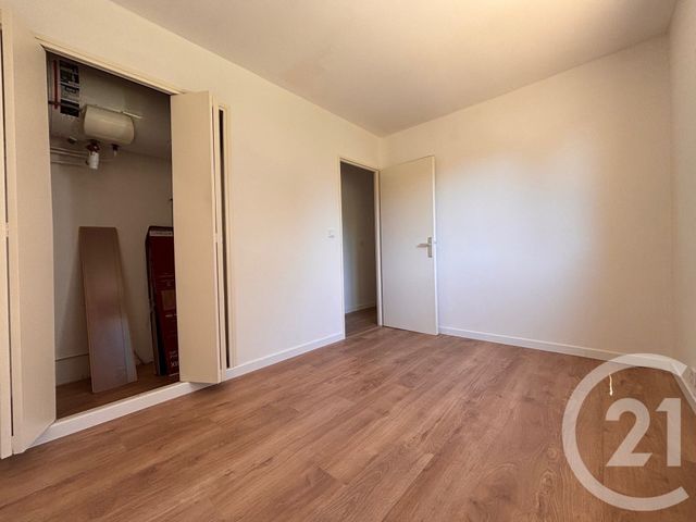 Appartement T3 &agrave; louer - 3 pi&egrave;ces - 57,24 m2 - Marseille - 13008 - PROVENCE-ALPES-COTE-D-AZUR