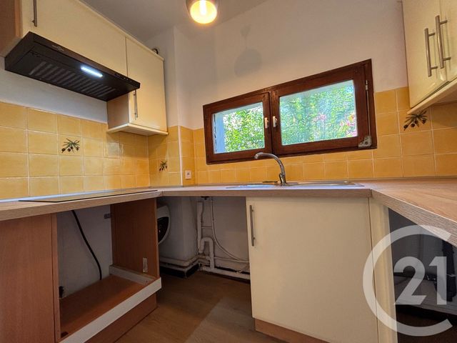 Appartement T3 &agrave; louer - 3 pi&egrave;ces - 57,24 m2 - Marseille - 13008 - PROVENCE-ALPES-COTE-D-AZUR