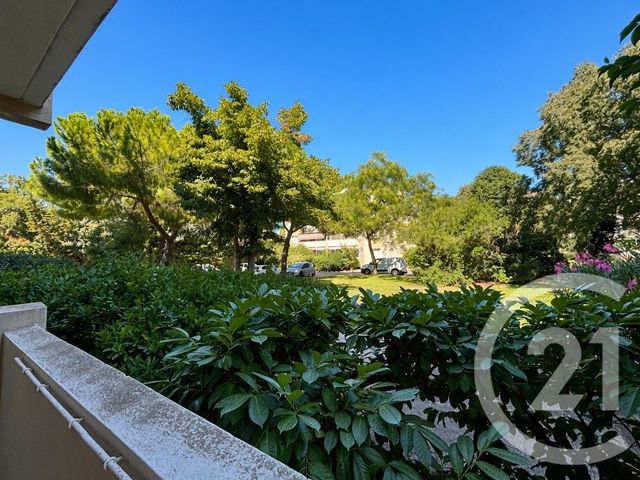 Appartement T3 &agrave; louer - 3 pi&egrave;ces - 57,24 m2 - Marseille - 13008 - PROVENCE-ALPES-COTE-D-AZUR