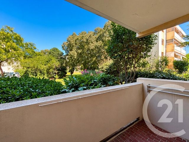 Appartement T3 &agrave; louer - 3 pi&egrave;ces - 57,24 m2 - Marseille - 13008 - PROVENCE-ALPES-COTE-D-AZUR