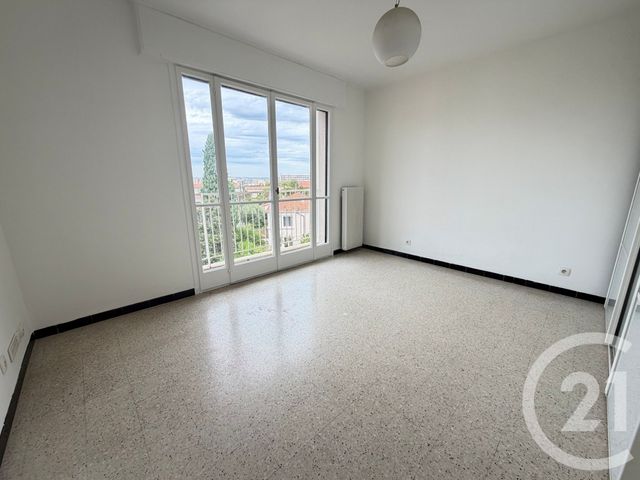 Appartement T2 &agrave; louer - 2 pi&egrave;ces - 52,07 m2 - Marseille - 13009 - PROVENCE-ALPES-COTE-D-AZUR