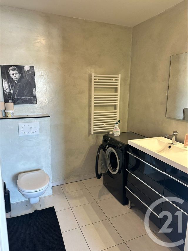 Appartement T2 &agrave; louer - 2 pi&egrave;ces - 47,11 m2 - Marseille - 13013 - PROVENCE-ALPES-COTE-D-AZUR
