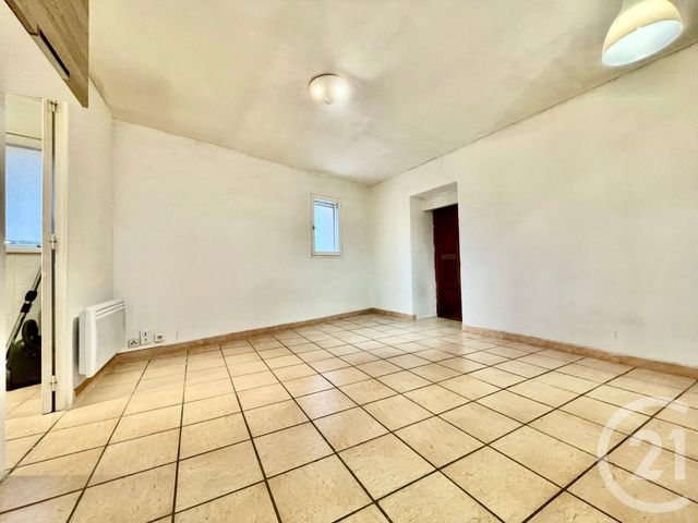 Appartement F2 &agrave; louer - 2 pi&egrave;ces - 30 m2 - Marseille - 13013 - PROVENCE-ALPES-COTE-D-AZUR