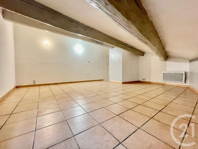 Appartement F2 &agrave; louer - 2 pi&egrave;ces - 30 m2 - Marseille - 13013 - PROVENCE-ALPES-COTE-D-AZUR