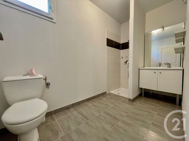 Appartement T2 &agrave; louer - 2 pi&egrave;ces - 45,40 m2 - Marseille - 13013 - PROVENCE-ALPES-COTE-D-AZUR