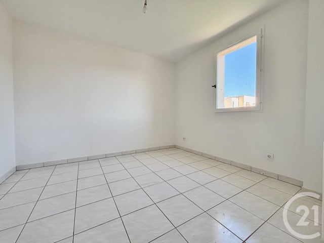 Maison &agrave; louer - 5 pi&egrave;ces - 105,48 m2 - Marseille - 13013 - PROVENCE-ALPES-COTE-D-AZUR
