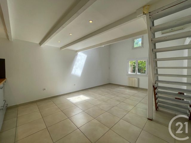 Appartement T2 &agrave; louer - 2 pi&egrave;ces - 47,22 m2 - Marseille - 13013 - PROVENCE-ALPES-COTE-D-AZUR
