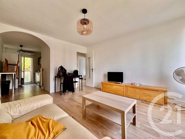 Appartement T3 &agrave; louer - 3 pi&egrave;ces - 58,28 m2 - Marseille - 13012 - PROVENCE-ALPES-COTE-D-AZUR