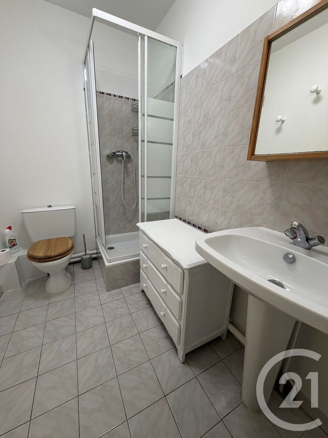 Appartement T1 &agrave; louer - 2 pi&egrave;ces - 32,56 m2 - Marseille - 13013 - PROVENCE-ALPES-COTE-D-AZUR