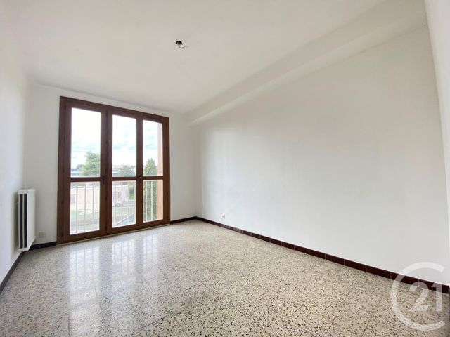 Appartement T3 &agrave; louer - 3 pi&egrave;ces - 70,31 m2 - Marseille - 13013 - PROVENCE-ALPES-COTE-D-AZUR