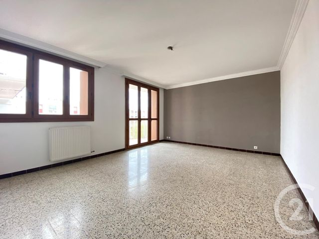 Appartement T3 &agrave; louer - 3 pi&egrave;ces - 70,31 m2 - Marseille - 13013 - PROVENCE-ALPES-COTE-D-AZUR