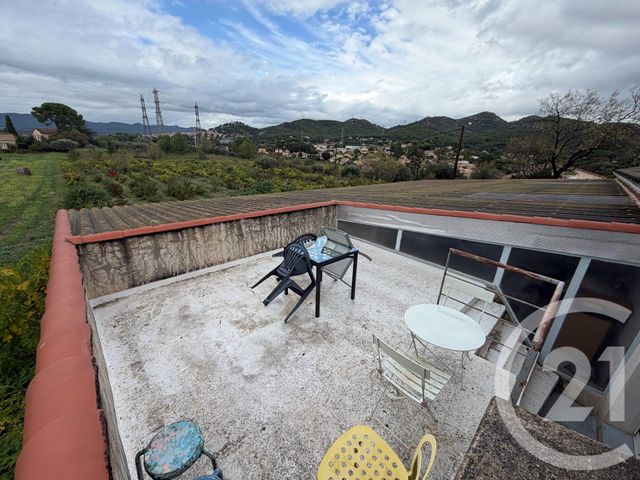 Appartement T3 &agrave; louer - 3 pi&egrave;ces - 87,44 m2 - Allauch - 13 - PROVENCE-ALPES-COTE-D-AZUR